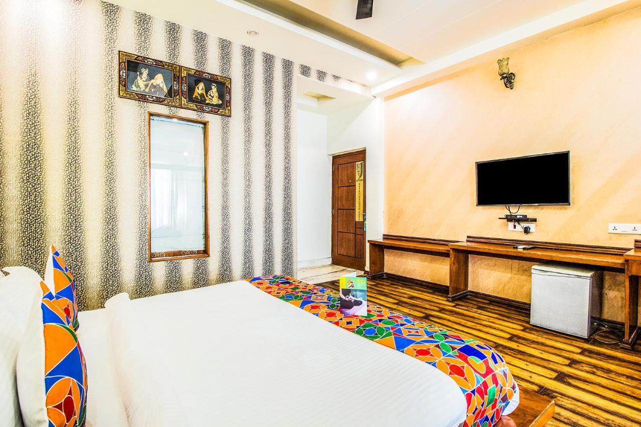 Hotel Golden Sands Dźajpur Zewnętrze zdjęcie