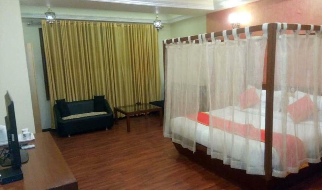 Hotel Golden Sands Dźajpur Zewnętrze zdjęcie