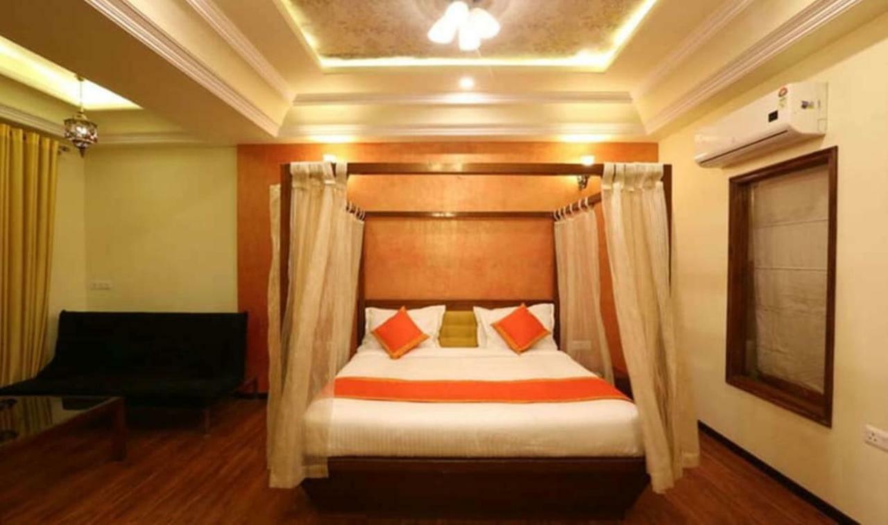 Hotel Golden Sands Dźajpur Zewnętrze zdjęcie