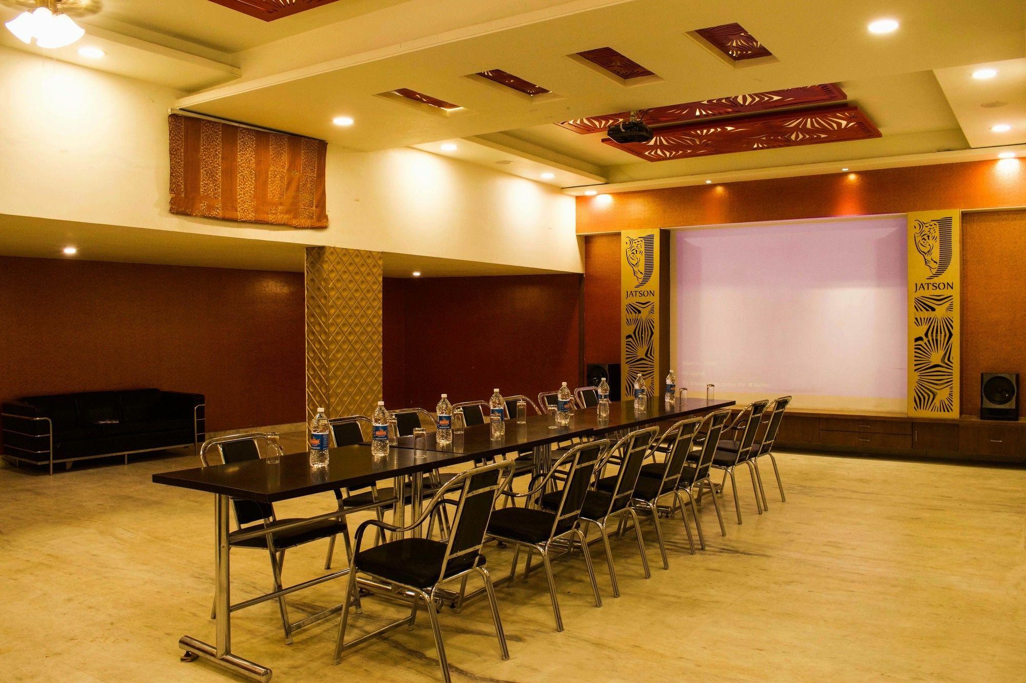 Hotel Golden Sands Dźajpur Zewnętrze zdjęcie